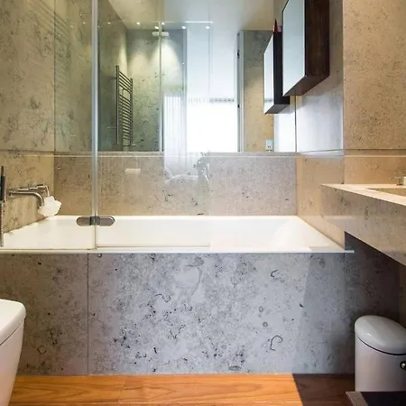 Luxurious Central 5 Bedroom Sleeps 12 Ref Amsacrs541 * Амстердам